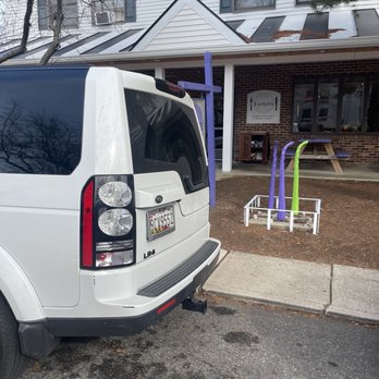 Evelyn's - a white van parked in front of a house - Breakfast & Brunch Near Me - Annapolis, Maryland