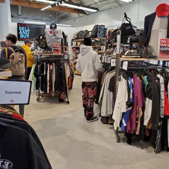 2nd STREET - Used, Vintage & Consignment Near Me - Sherman Oaks, California