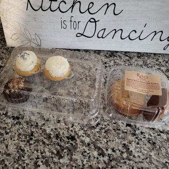 Ryke's Bakery - Peanut butter cookies, Bavarian cream cupcake, vanilla cupcake and peanut butter cup cupcake. - Cupcakes Near Me - Holland, Michigan Ryke's Bakery - Peanut butter cookies, Bavarian cream cupcake, vanilla cupcake and peanut butter cup cupcake. - Cupcakes Near Me - Holland, Michigan