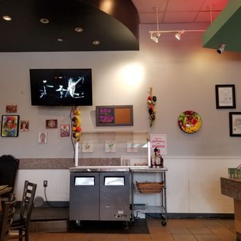Huarache Xpress - Restaurant area - Mexican Near Me - Simi Valley, California Huarache Xpress - Restaurant area - Mexican Near Me - Simi Valley, California