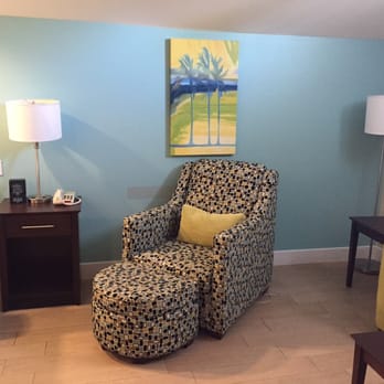 Silver Palms Inn - Lounge chair - Hotels Near Me - Key West, Florida Silver Palms Inn - Lounge chair - Hotels Near Me - Key West, Florida