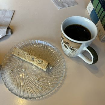 Grand Avenue Café - Coffee & Tea Near Me - Eau Claire, Wisconsin