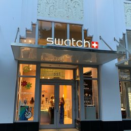 Swatch store front on Lincoln Road. Swatch store front on Lincoln Road.