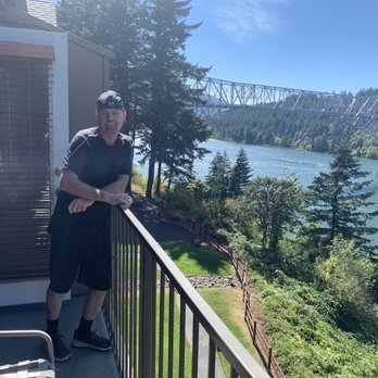 Best Western Plus Columbia River Inn - Hotels Near Me - Cascade Locks, Oregon Best Western Plus Columbia River Inn - Hotels Near Me - Cascade Locks, Oregon