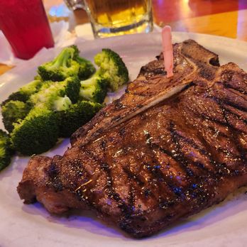 Cody's Original Roadhouse - T bone med. Said to be awesome, perfect cooked to medium. Could use a bit more on the seasoning side. - New American Near Me - Sebring, Florida