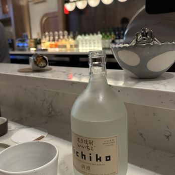 Handroll Bar Rolling - Sake - Japanese Near Me - New York, New York