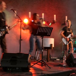 Die Jugendkirche - Rock vorm Altar