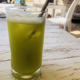 Pineapple punch with pineapple with celery and mint - awesome