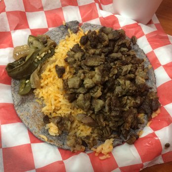 Mi Tradición - Barbacoa taco & small jamaica agua fresca (not pictured) - about $7. - Bakeries Near Me - Austin, Texas