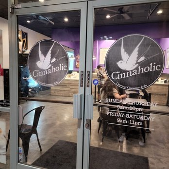Cinnaholic - Bakeries Near Me - Henderson, Nevada