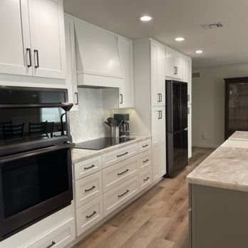 Emet Builders - Kitchen appliance side - General Contractors Near Me - Los Angeles, California