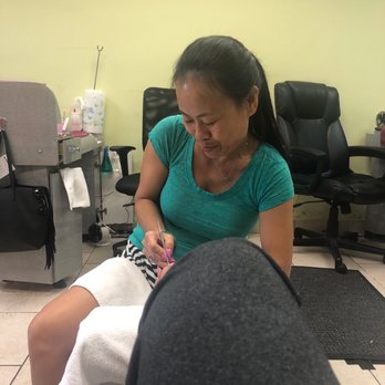 Rainbow Nails - Nail Salons Near Me - South Miami, Florida