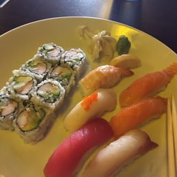 Chef 's Special Sushi