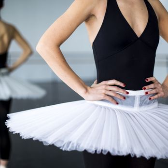 Align Ballet Method Adult Ballet - Our instructor Kiara. - Dance Schools Near Me - Newport Beach, California Align Ballet Method Adult Ballet - Our instructor Kiara. - Dance Schools Near Me - Newport Beach, California