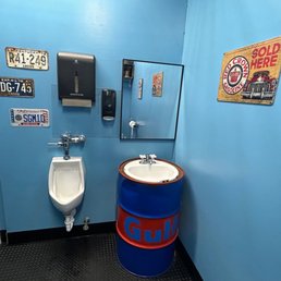 Men's bathroom Men's bathroom