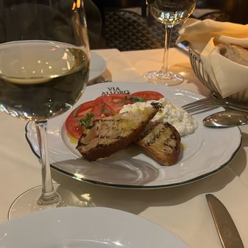Via Alloro - Italian Near Me - Beverly Hills, California