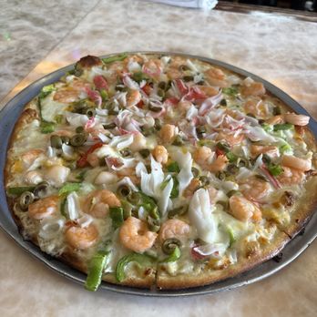 Cafe Gecko - Pizza Del Mar no pineapple, extra shrimp, green peppers and green olives - Sports Bars Near Me - Plano, Texas