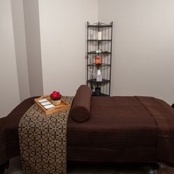 Spavia Day Spa - Lincoln Park