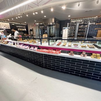 Fresh Baguette - Bakeries Near Me - McLean, Virginia
