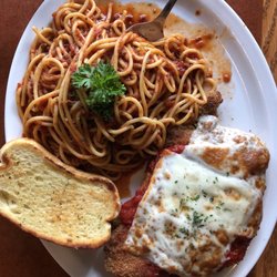 The Gorge Country Kitchen - Chicken Parmasean