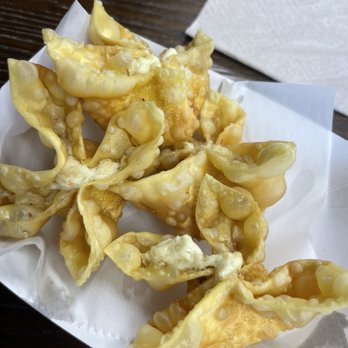 Soupa Saiyan - Crab Rangoon is delicious and sweet - Soup Near Me - Orlando, Florida
