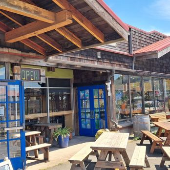Yachats Brewing And Farmstore - Outside - Chicken Shop Near Me - Yachats, Oregon Yachats Brewing And Farmstore - Outside - Chicken Shop Near Me - Yachats, Oregon