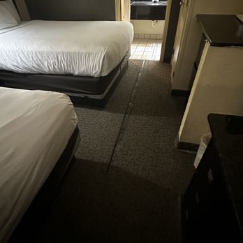 RESORT PARTNERS @ MI CASA HOTEL - Ripped carpet - Hotels Near Me RESORT PARTNERS @ MI CASA HOTEL - Ripped carpet - Hotels Near Me