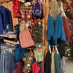 Breezewood Gardens & Gifts