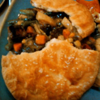 Linn's Restaurant - Veggie Herb Pot Pie with tofu and not overcooked veggies - American Near Me - Cambria, California Linn's Restaurant - Veggie Herb Pot Pie with tofu and not overcooked veggies - American Near Me - Cambria, California