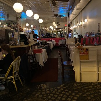 CAFÉ LULUc - Interiors - French Near Me - Brooklyn, New York CAFÉ LULUc - Interiors - French Near Me - Brooklyn, New York