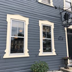 Deuce Gibb Salon - Front entrance