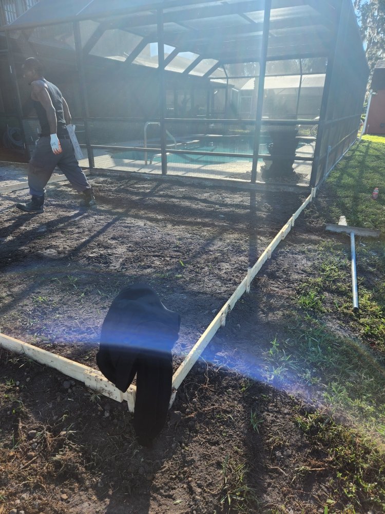 Slide of CM Roofing Florida