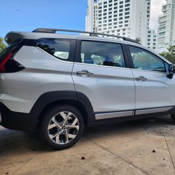Royal Rent a Car Cancun - SUV, Renauld Xpander.