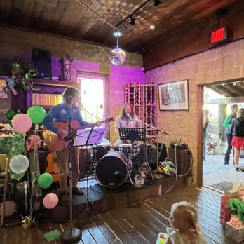 Cornell Wine - Live music - Wine Bars Near Me - Agoura Hills, California Cornell Wine - Live music - Wine Bars Near Me - Agoura Hills, California