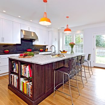 Tri Vista - a kitchen with a large island - General Contractors Near Me - Arlington, Virginia Tri Vista - a kitchen with a large island - General Contractors Near Me - Arlington, Virginia