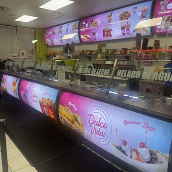 Dulce Vida - Interior - Desserts Near Me - Columbus, Ohio