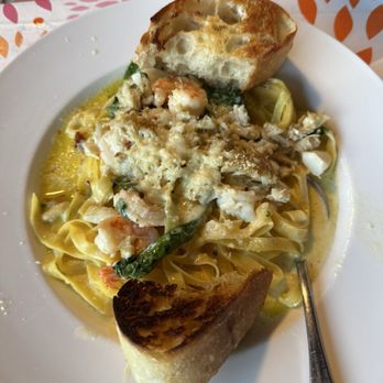 Cockeyed Clam - Seafood alfredo special - American Near Me - Buxton, North Carolina Cockeyed Clam - Seafood alfredo special - American Near Me - Buxton, North Carolina