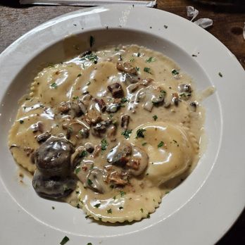 Vescio's Franklin Hotel - Shitake mushroom ravioli - Italian Near Me - Rome, New York Vescio's Franklin Hotel - Shitake mushroom ravioli - Italian Near Me - Rome, New York