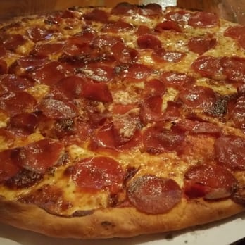 Al's Pizza - 16" Pepperoni Pizza - Pizza Near Me - Warrenville, Illinois Al's Pizza - 16" Pepperoni Pizza - Pizza Near Me - Warrenville, Illinois