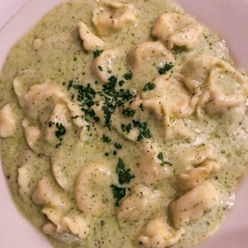 Amelia's - Tortellini Pesto- Cheese Tortellini in Pesto Cream Sauce - Italian Near Me - Gainesville, Florida Amelia's - Tortellini Pesto- Cheese Tortellini in Pesto Cream Sauce - Italian Near Me - Gainesville, Florida
