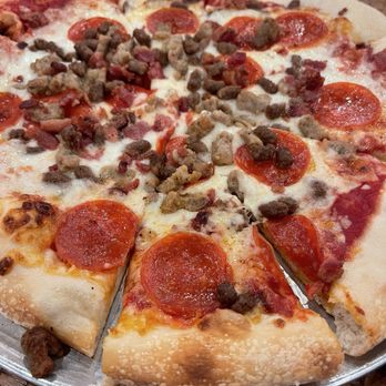 Slow Rise on the Brazos - Pizza Near Me - Waco, Texas