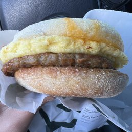 Sausage, egg, and cheddar breakfast sandwich Sausage, egg, and cheddar breakfast sandwich