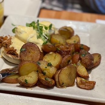 Portage Bay Cafe - 65th - Benedict - Breakfast & Brunch Near Me - Seattle, Washington