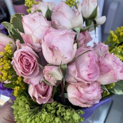 World of Flowers
