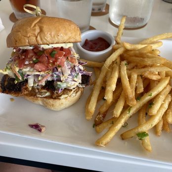 Shore - Grouper Sandwich - New American Near Me - Longboat Key, Florida