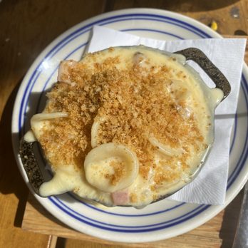 Haywire - CADI-MAC'N CHZ W/TASSO HAM - New American Near Me - Plano, Texas Haywire - CADI-MAC'N CHZ W/TASSO HAM - New American Near Me - Plano, Texas