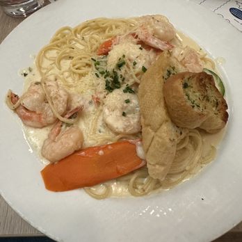 Lighthouse - Shrimp Linguini - Breakfast & Brunch Near Me - Newport Beach, California