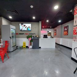 bb.q Chicken - Ridgewood - Inside