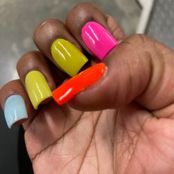 London Nails and Spa