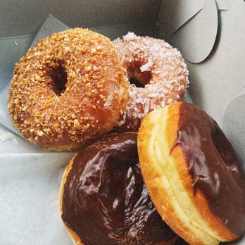 McDonut's & Water - Donuts Jelly Fill w/Cream Sugar Glazed Glazed Old Fashioned Chocolate Cake Icing Assorted Doughnuts Chocolate Glazed Coconut Glazed - Donuts Near Me - Montebello, California